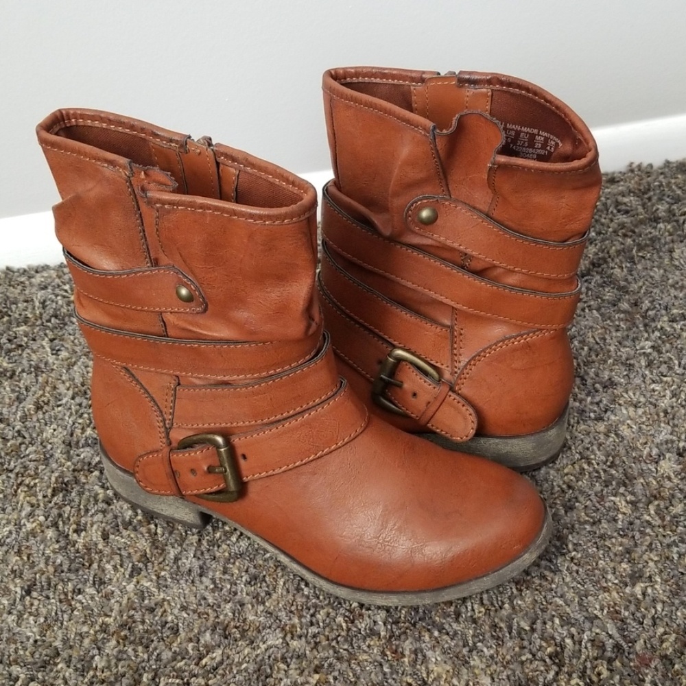 Selena Gomez Boots
